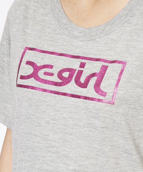 X-girl（エックスガール）の「GLITTER BOX LOGO S/S BIG TEE（Tシャツ/カットソー・レディース・ピンク/ネイビー/ホワイト/ブラック/アッシュ・ONE SIZE）」の9枚目の写真
