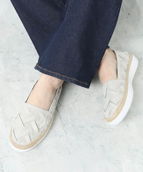 neue marche（ノイエマルシェ）の「スリッポンシューズ/108（スリッポン・レディース・ライトグレー/ブラック/ゴールド・22.5cm/23cm/23.5cm/24cm/24.5cm）」の11枚目の写真