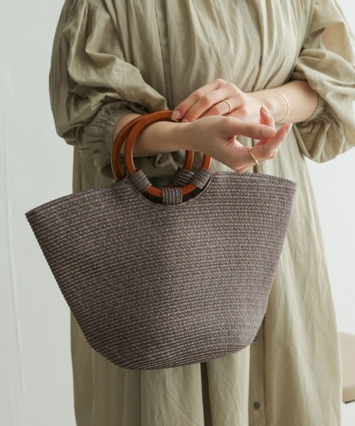 URBAN RESEARCH DOORS（アーバンリサーチドアーズ）の「ウッドハンドルブレードバッグ（ハンドバッグ・レディース・ベージュ/グレー系その他・ONE）」の2枚目の写真