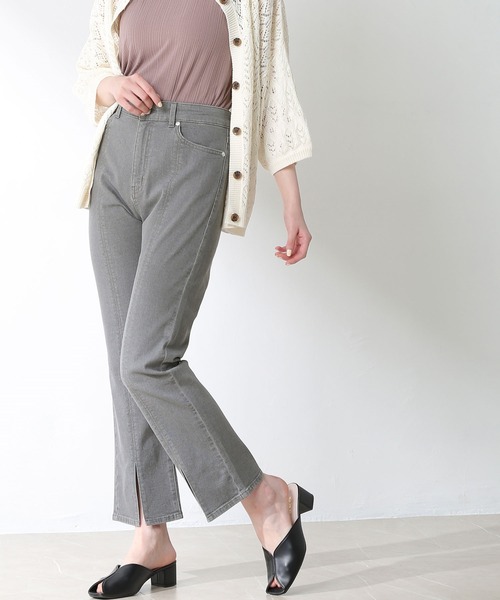 Honeys（ハニーズ）の「裾スリットデニムパンツ（デニムパンツ・レディース・グレー/インディゴブルー/ブルー/ホワイト・S/M/L）」の2枚目の写真