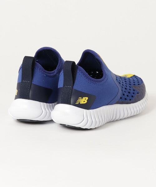 NEW BALANCE(ニューバランス)の「AQUA DRIFT Y(スリッポン・キッズ・ブルー・22.5cm/23.5cm/24.5cm/18.5cm/23.0cm/24.0cm/25.0cm/20.5cm/21.5cm/22.0cm/19.5cm/18.0cm/19.0cm/20.0cm/21.0cm)」の3枚目の写真