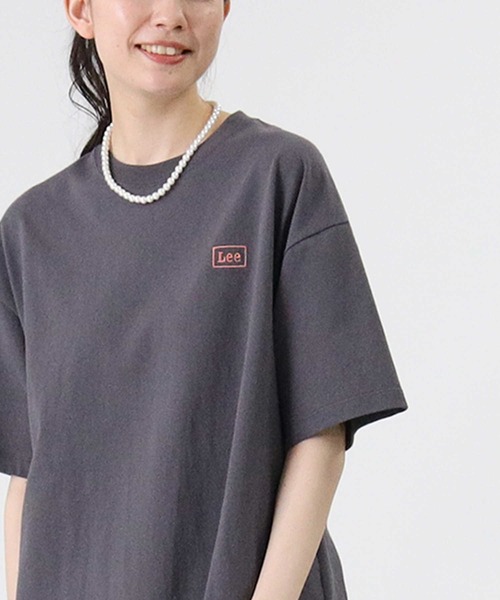 Lee（リー）の「【Lee】バックプリントＴシャツ（Tシャツ/カットソー・レディース・ベージュ/ダークグレー/ホワイト・M/L）」の21枚目の写真
