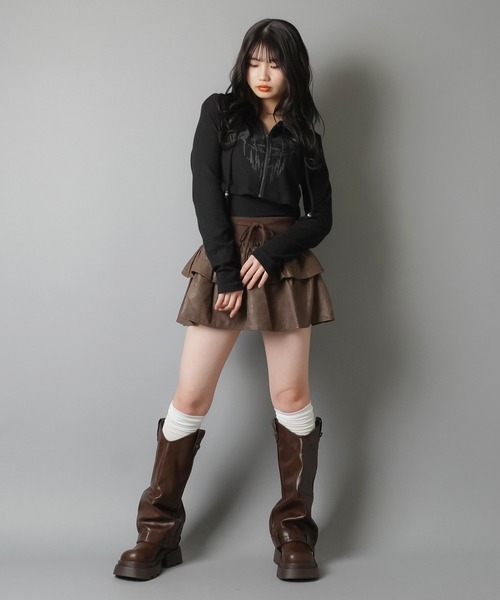 SPINNS（スピンズ）の「サラサラ生地で履き心地抜群♪ナイロン ニーハイソックス/膝上ロングソックス（ソックス/靴下・レディース・ホワイト/ブラック・ONESIZE）」の8枚目の写真