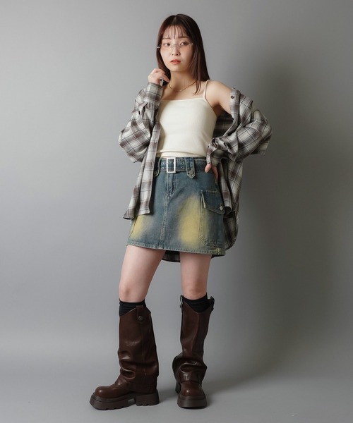 SPINNS（スピンズ）の「サラサラ生地で履き心地抜群♪ナイロン ニーハイソックス/膝上ロングソックス（ソックス/靴下・レディース・ホワイト/ブラック・ONESIZE）」の14枚目の写真