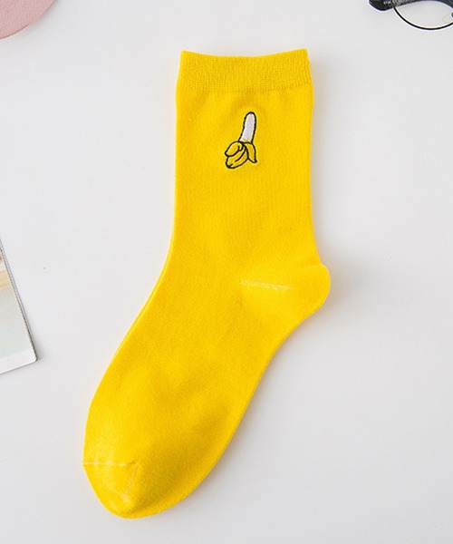 「kakko」（カッコ）の「レディース 果物ワンポイントソックス靴下 クルー丈（ソックス/靴下・レディース・ピンク/ホワイト/イエロー/レッド/ダークグリーン/ブラック・FREE）」の5枚目の写真