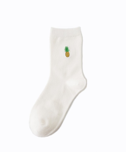 「kakko」（カッコ）の「レディース 果物ワンポイントソックス靴下 クルー丈（ソックス/靴下・レディース・ピンク/ホワイト/イエロー/レッド/ダークグリーン/ブラック・FREE）」の9枚目の写真