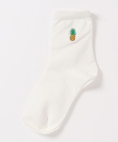 「kakko」（カッコ）の「レディース 果物ワンポイントソックス靴下 クルー丈（ソックス/靴下・レディース・ピンク/ホワイト/イエロー/レッド/ダークグリーン/ブラック・FREE）」の19枚目の写真