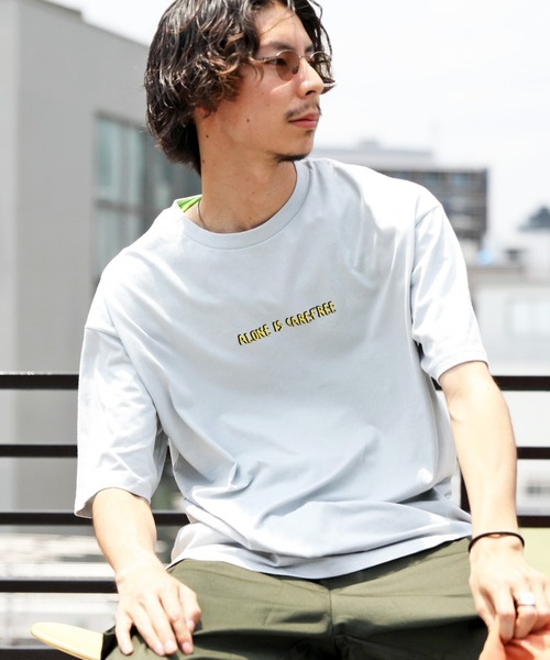 8(eight)(エイト)の「ビッグTシャツ(Tシャツ/カットソー・メンズ・ホワイト系その他/ベージュ系その他/ブルー系その他/ブラック系その他/グリーン系その他/ピンク系その他/ホワイト系その他2/ホワイト系その他3/ベージュ系その他2/ホワイト系その他4/ピンク系その他2/ブラック系その他2/ホワイト系その他5/ブラック系その他3/ベージュ系その他3/グリーン系その他2/ピンク系その他3/ブルー系その他2/ホワイト系その他6/ホワイト系その他7/ベージュ系その他4/ブラック系その他4・MEDIUM/LARGE)」の1枚目の写真