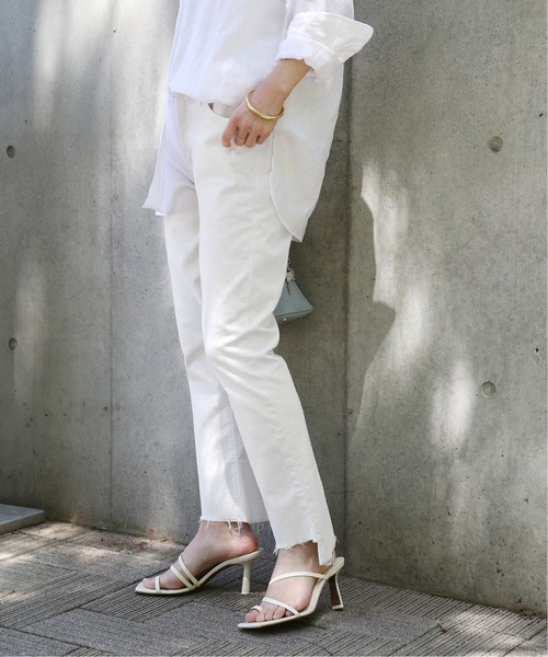 mother（マザー）の「【MOTHER/マザー】CODYROY INSIDER CROP（その他パンツ・レディース・ホワイト・28/26/25/27）」の2枚目の写真