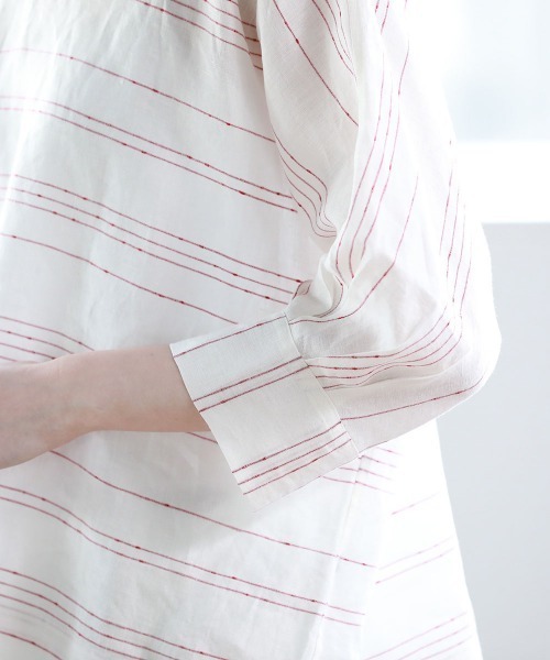 Pao de lo（パオデロ）の「ぽこぽこノットボーダープルオーバー（シャツ/ブラウス・レディース・ベージュ系その他/レッド系その他/ブラック系その他・9号/7号）」の7枚目の写真