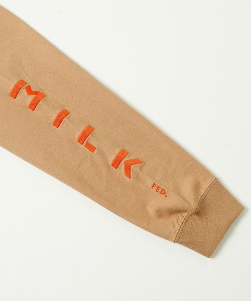 MILKFED.(ミルクフェド)の「LS TEE SLEEVE EMBROIDERED LOGO(Tシャツ/カットソー・レディース・ホワイト/ブラック/ブラウン/ライトパープル/ネイビー・ONE SIZE)」の8枚目の写真