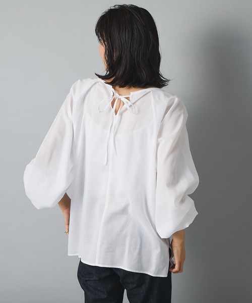 RIVE DROITE（リヴドロワ）の「こなれた雰囲気を演出　コットンジョーゼットランタンスリーブブラウス（シャツ/ブラウス・レディース・オフホワイト/ブラック/レッド・FREE）」の19枚目の写真
