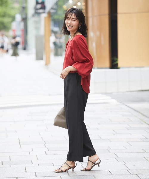 RIVE DROITE（リヴドロワ）の「こなれた雰囲気を演出　コットンジョーゼットランタンスリーブブラウス（シャツ/ブラウス・レディース・オフホワイト/ブラック/レッド・FREE）」の18枚目の写真