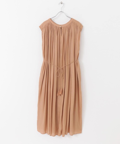URBAN RESEARCH ROSSO（アーバンリサーチロッソ）の「モダールヘリンボーンノースリーブワンピース（ワンピース・レディース・ブラウン系その他/ベージュ系その他・FREE）」の9枚目の写真