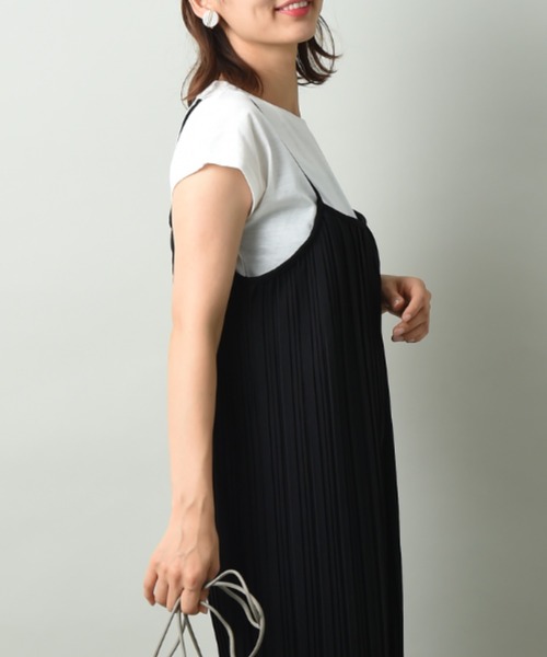 INTERPLANET（インタープラネット）の「カットプリーツ加工サロペット+Tシャツセット（サロペット/オーバーオール・レディース・ブラック/オレンジ/ブルー・FREE）」の16枚目の写真