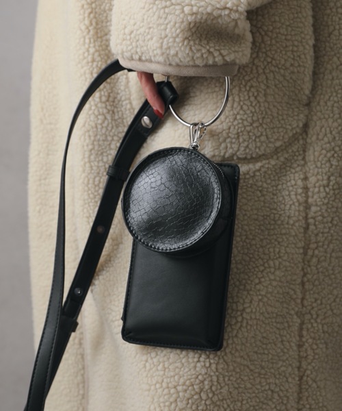 ap retro(アプレトロ)の「リングショルダーバック(ハンドバッグ・レディース・ホワイト/モカ/ブラック/オレンジ/サックスブルー・FREE)」の8枚目の写真