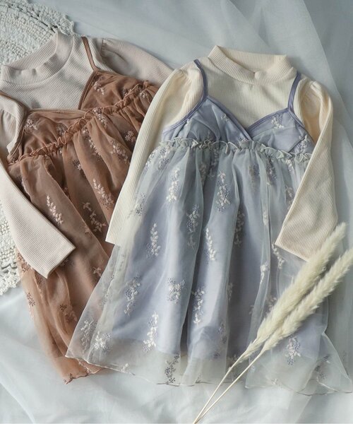 apres les cours(アプレレクール)の「flower刺繍チュールワンピース(ワンピース・キッズ・ブラウン/ライトグレー・90/100/120/80/140/110/130)」の4枚目の写真