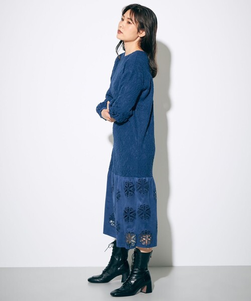GRACE CONTINENTAL(グレースコンチネンタル)の「レースコンビロングワンピ(ワンピース・レディース・ブラック・36)」の5枚目の写真