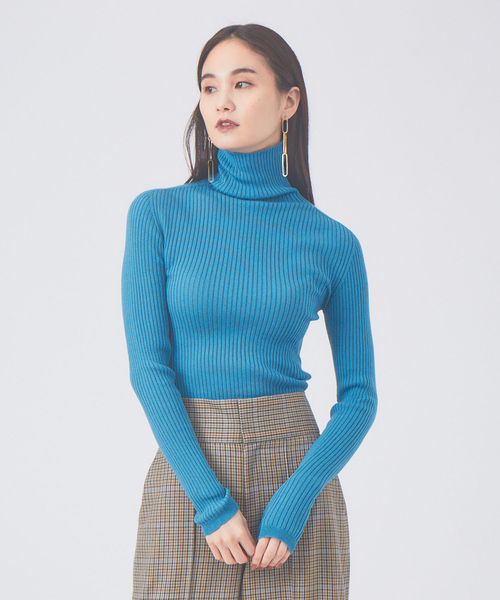 qualite（カリテ）の「【定番】【新色登場】シームレスタートルニット（ニット/セーター・レディース・ホワイト/ブラック/ブルー/オレンジ系その他・フリー）」の3枚目の写真