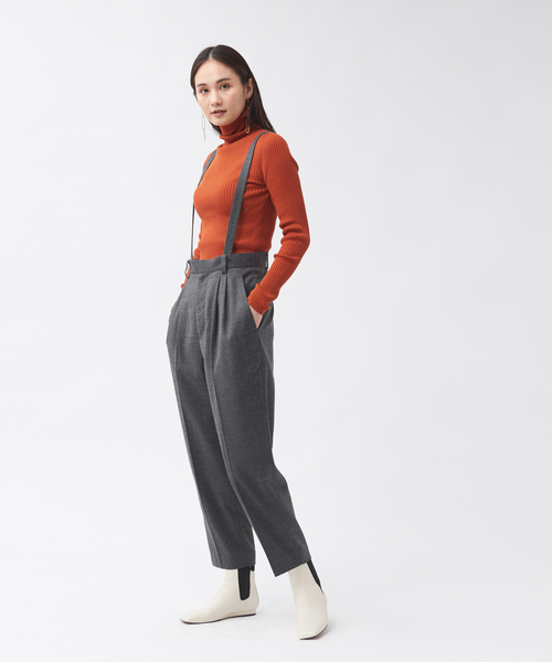 qualite（カリテ）の「【定番】【新色登場】シームレスタートルニット（ニット/セーター・レディース・ホワイト/ブラック/ブルー/オレンジ系その他・フリー）」の8枚目の写真