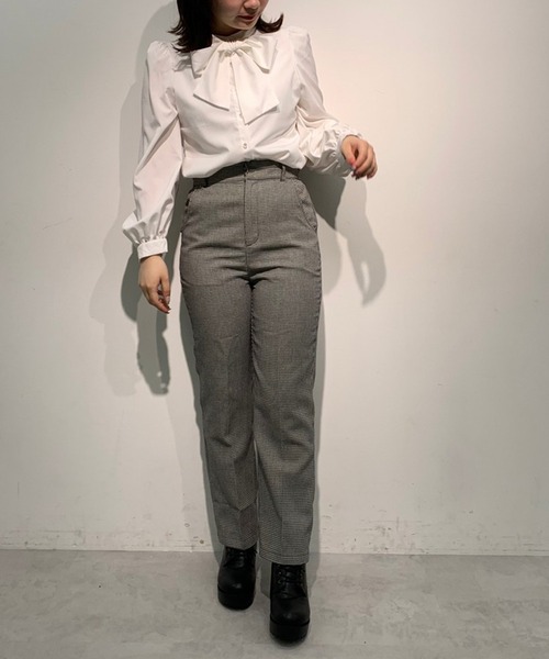 OLIVE des OLIVE（オリーブデオリーブ）の「【人気アイテム再入荷】ボウタイブラウス（シャツ/ブラウス・レディース・ライトブラウン/オフホワイト/ブラウン/ベージュ/ブラック/ワンウォッシュ・FREE）」の9枚目の写真