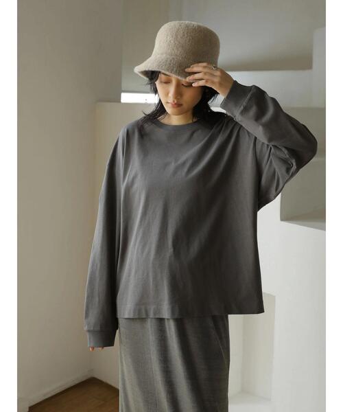 AMERICAN HOLIC（アメリカンホリック）の「インタックショルダーカットプルオーバー（Tシャツ/カットソー・レディース・チャコールグレー/グレー系その他4/ブラック系その他4/オフホワイト・M/L）」の10枚目の写真