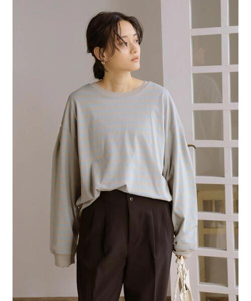 AMERICAN HOLIC（アメリカンホリック）の「インタックショルダーカットプルオーバー（Tシャツ/カットソー・レディース・チャコールグレー/グレー系その他4/ブラック系その他4/オフホワイト・M/L）」の11枚目の写真