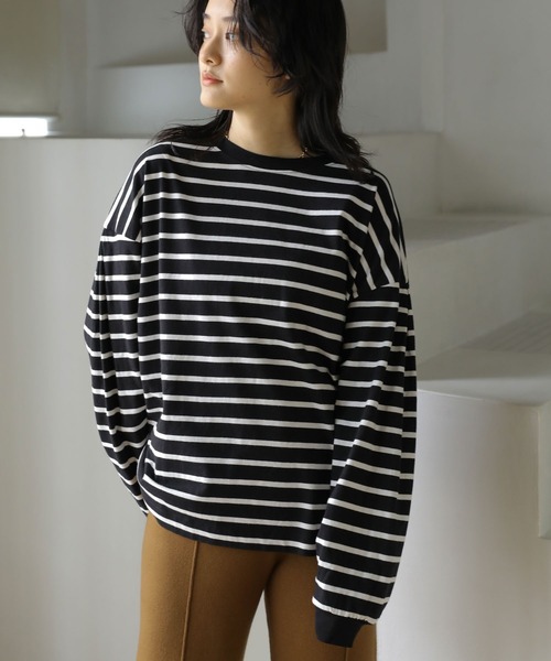 AMERICAN HOLIC（アメリカンホリック）の「インタックショルダーカットプルオーバー（Tシャツ/カットソー・レディース・チャコールグレー/グレー系その他4/ブラック系その他4/オフホワイト・M/L）」の3枚目の写真