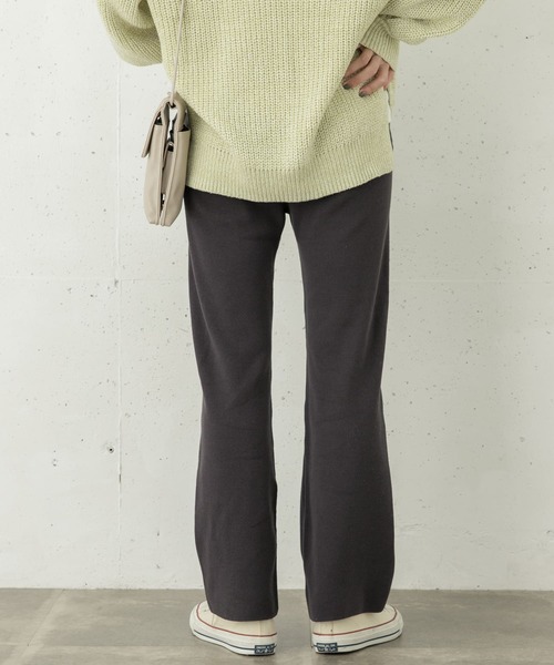 URBAN RESEARCH Sonny Label（アーバンリサーチサニーレーベル）の「UVカット/マシンウォッシャブル ニットパンツ（その他パンツ・レディース・オフホワイト/チャコールグレー/ブラック・FREE）」の4枚目の写真