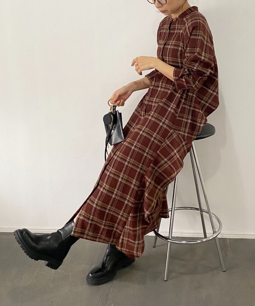 CAPRICIEUX LE'MAGE（カプリシューレマージュ）の「チェックバックラッフルワンピース（ワンピース・レディース・ブラック/ブラウン/ベージュ・FREE）」の14枚目の写真