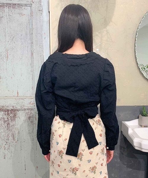 Hamble by Par Avion（ハンブルバイパラビオン）の「レース衿ショートブラウス（シャツ/ブラウス・レディース・オフホワイト/ブラック・ONESIZE）」の9枚目の写真