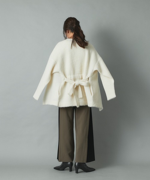 RIVE DROITE（リヴドロワ）の「スタイリングをモードに引き締める　サイドプリーツパンツ（その他パンツ・レディース・ベージュ/カーキ・FREE）」の16枚目の写真