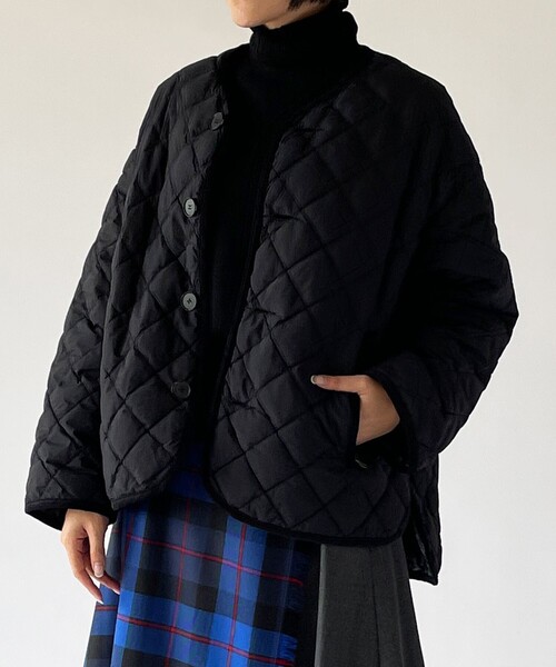 GYMPHLEX(ジムフレックス)の「Gymphlex | ダイヤキルトダウン ノーカラージャッケット WOMEN(ダウンジャケット/コート・レディース・ブラック/オリーブ・12/14)」の22枚目の写真