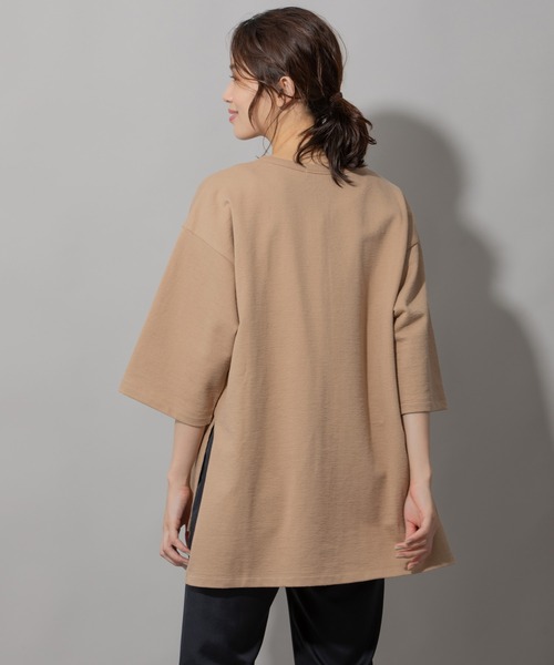 Munich（ミューニック）の「コットンクリンプジャージーサイドスリットTシャツ（Tシャツ/カットソー・レディース・ホワイト/ブラック/ベージュ/グリーン・FREE）」の12枚目の写真