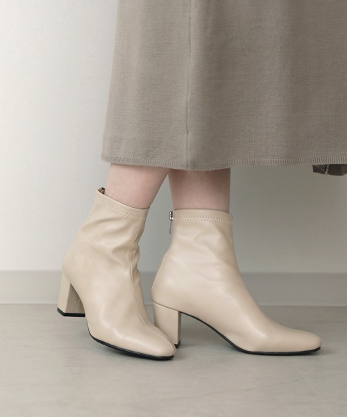 Bou Jeloud（ブージュルード）の「ストレッチショートブーツ（ブーツ・レディース・ブラック/ベージュ/アイボリー・S/M/L/XL）」の10枚目の写真