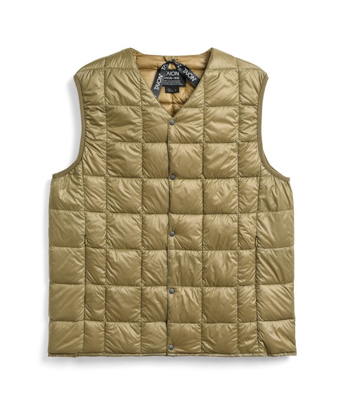 TAION(タイオン)の「【TAION】タイオン V NECK BUTTON DOWN VEST TAION-001(ダウンベスト・メンズ・ブラック系その他/ネイビー/パープル系その他/サンドベージュ/グリーン系その他/オリーブ/ダークブラウン/オフホワイト/チャコールグレー/ベージュ/レッド系その他/ダークグレー/ベージュ系その他/ブラック/ミント/ブルー系その他/ネイビー系/カーキ/グレー・LARGE/X-LARGE/MEDIUM/SMALL)」の10枚目の写真