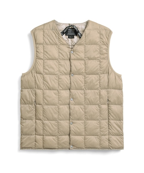 TAION(タイオン)の「【TAION】タイオン V NECK BUTTON DOWN VEST TAION-001(ダウンベスト・メンズ・ブラック系その他/ネイビー/パープル系その他/サンドベージュ/グリーン系その他/オリーブ/ダークブラウン/オフホワイト/チャコールグレー/ベージュ/レッド系その他/ダークグレー/ベージュ系その他/ブラック/ミント/ブルー系その他/ネイビー系/カーキ/グレー・LARGE/X-LARGE/MEDIUM/SMALL)」の9枚目の写真