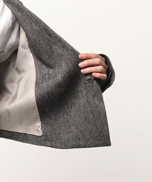 Le Jardin Ouvert(ルジャルダン)の「Herringbone Short Jacket(ブルゾン・レディース・グレー/ベージュ・36)」の4枚目の写真