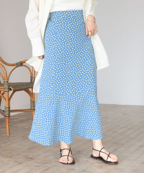 BeAMS DOT（ビームスドット）の「【WEB限定】BeAMS DOT / フラワー マーメイドフレアスカート（スカート・レディース・ホワイト系その他5/ブルー系その他3・FREE）」の4枚目の写真