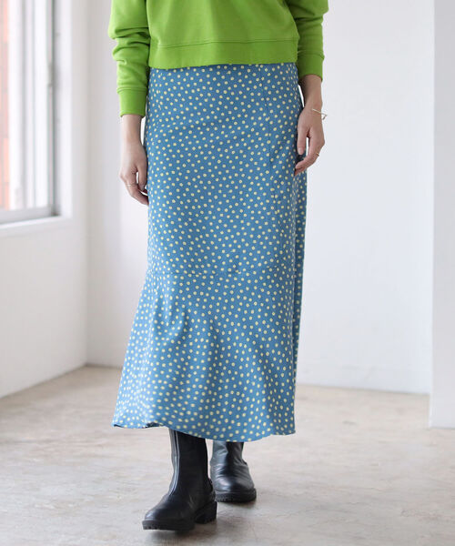 BeAMS DOT（ビームスドット）の「【WEB限定】BeAMS DOT / フラワー マーメイドフレアスカート（スカート・レディース・ホワイト系その他5/ブルー系その他3・FREE）」の22枚目の写真