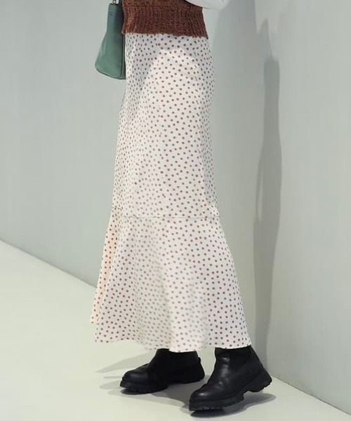 BeAMS DOT（ビームスドット）の「【WEB限定】BeAMS DOT / フラワー マーメイドフレアスカート（スカート・レディース・ホワイト系その他5/ブルー系その他3・FREE）」の18枚目の写真