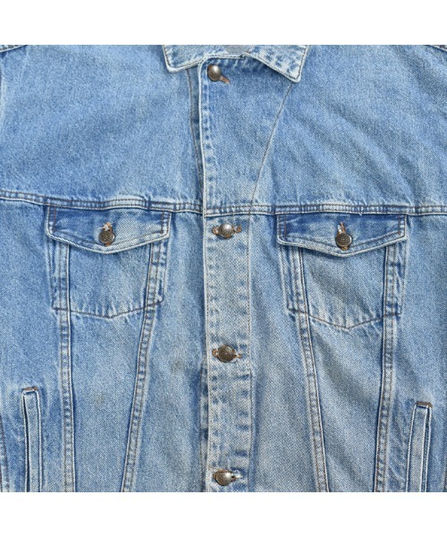 TOMMY HILFIGER(トミーヒルフィガー)の「90's TOMMY HILFIGER/トミーヒルフィガー バックロゴ デニムジャケット(デニムジャケット・メンズ・ブルー・X-LARGE)」の2枚目の写真