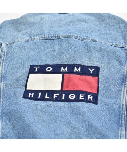 TOMMY HILFIGER(トミーヒルフィガー)の「90's TOMMY HILFIGER/トミーヒルフィガー バックロゴ デニムジャケット(デニムジャケット・メンズ・ブルー・X-LARGE)」の6枚目の写真