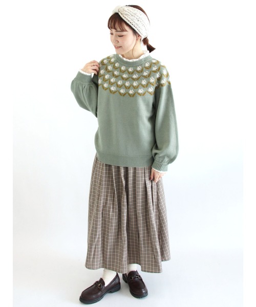 ehka sopo(エヘカソポ)の「チューリップ柄求心ニット(ニット/セーター・レディース・キナリ/パープル/ミント/ベージュ・フリ-)」の17枚目の写真