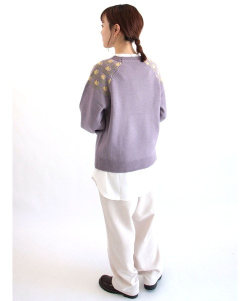 ehka sopo(エヘカソポ)の「チューリップ柄求心ニット(ニット/セーター・レディース・キナリ/パープル/ミント/ベージュ・フリ-)」の11枚目の写真