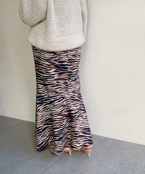 Whim Gazette(ウィムガゼット)の「TORA プリントスカート(スカート・レディース・ベージュ・36/38)」の6枚目の写真