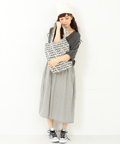 CONVERSE（コンバース）の「CONVERSE DESIGNED BY MEG / トートバッグ（トートバッグ・レディース・ブラック/クリーム・ONE SIZE）」の16枚目の写真