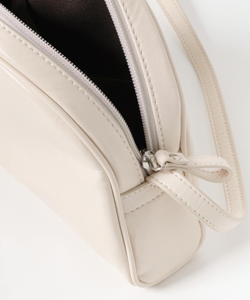 SENSE OF PLACE by URBAN RESEARCH（センスオブプレイスバイアーバンリサーチ）の「シンプルミニショルダーバッグ（ショルダーバッグ・レディース・ブラック/グリーン/アイボリー/ライトベージュ・ONE）」の14枚目の写真