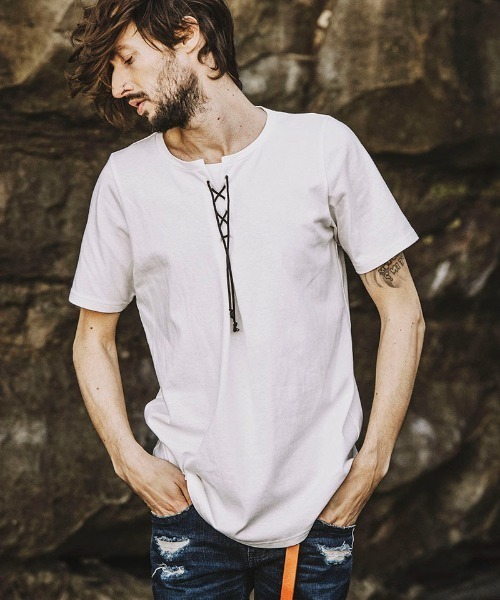 NO ID.(ノーアイディ)の「mt7727- レースアップラウンドT Tシャツ(Tシャツ/カットソー・メンズ・ブラック/ホワイト/カーキ・1/2)」の8枚目の写真