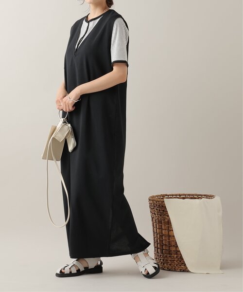 frames RAY CASSIN（フレームスレイカズン）の「リネンライクVネックノースリワンピース（ジャンパースカート・レディース・ブラック/アイボリー系/ベージュ/ブラウン・FREE）」の14枚目の写真